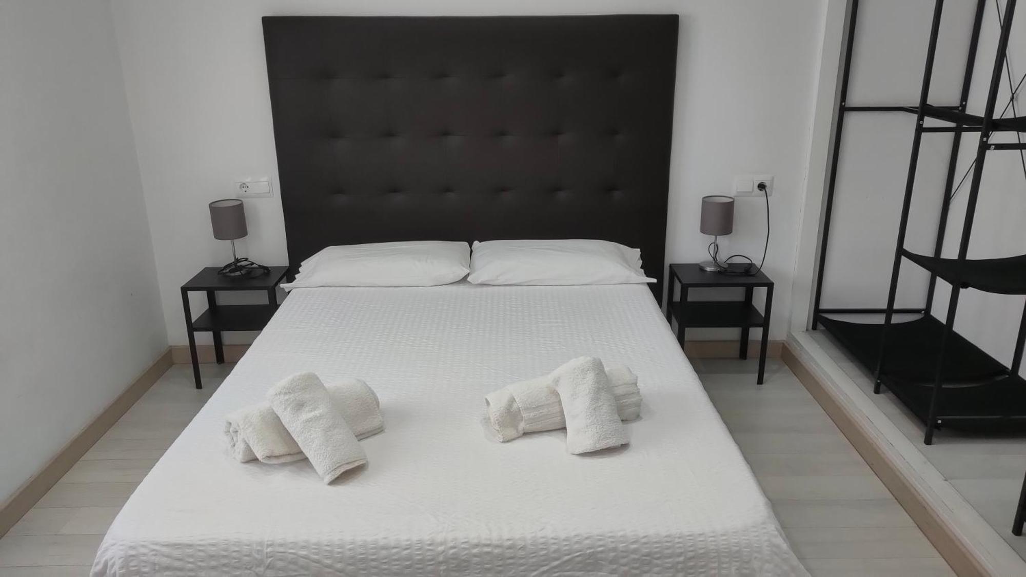 A10minutosdelaplayaandando Daire Málaga Dış mekan fotoğraf